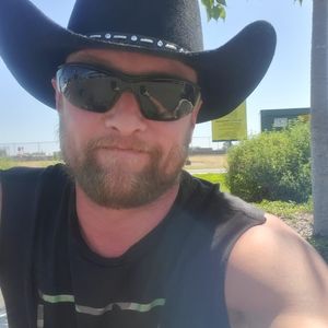 Meet your Posher, Joel